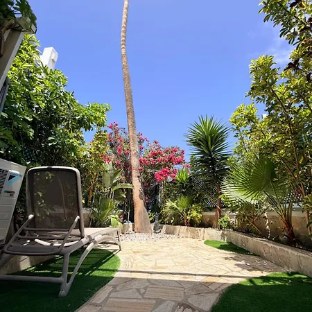 Beachfront Private In Pueblo Torviscas Sunset Harbour Appartement *