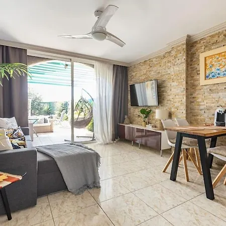 Beachfront Private In Pueblo Torviscas Sunset Harbour Адехе