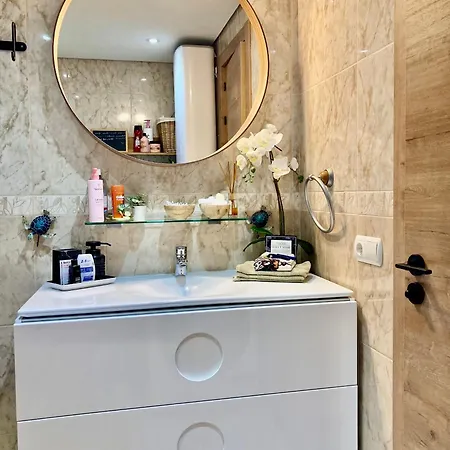 Beachfront Private In Pueblo Torviscas Sunset Harbour アパート *