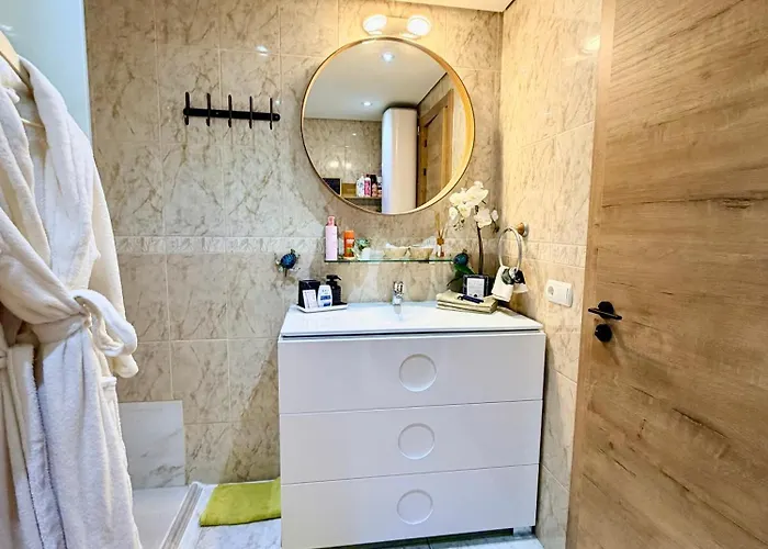 Beachfront Private In Pueblo Torviscas Sunset Harbour アパート *